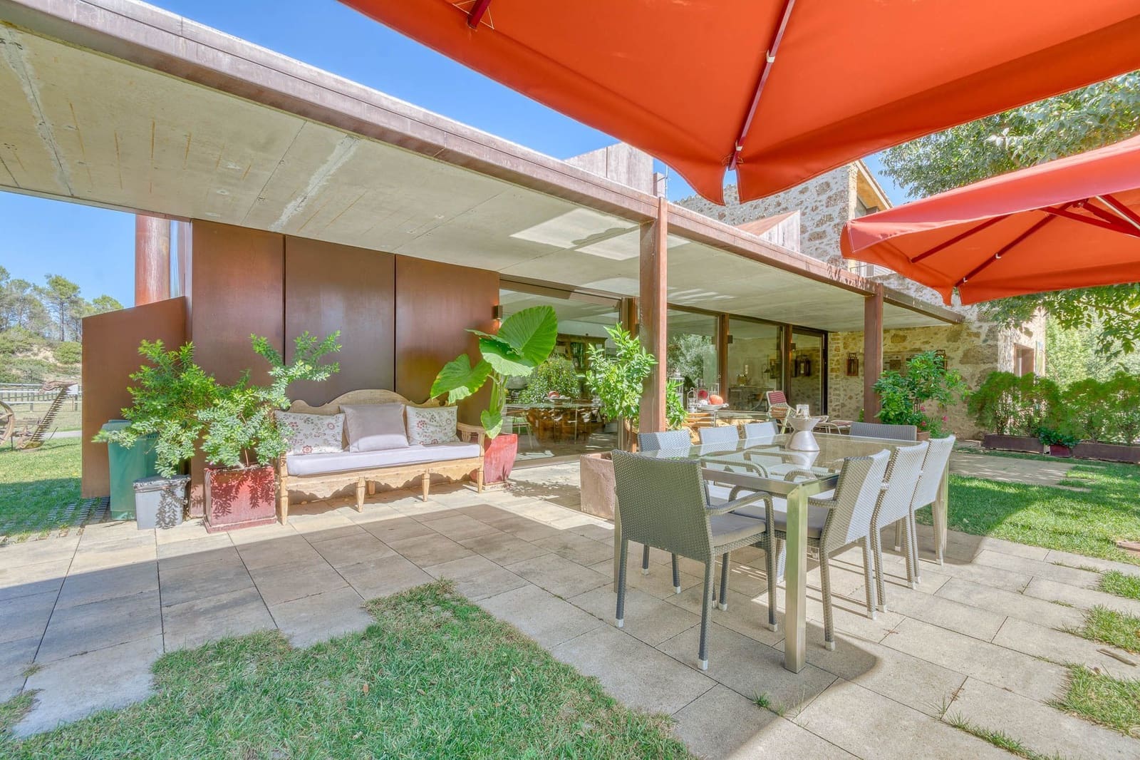 6 soverom Villa til salgs i Boadella i les Escaules med svømmebasseng garasje - € 1 800 000 (Ref: 8691693)