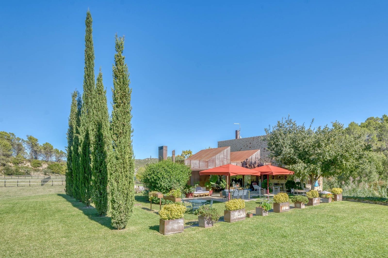 6 soverom Villa til salgs i Boadella i les Escaules med svømmebasseng garasje - € 1 800 000 (Ref: 8691693)