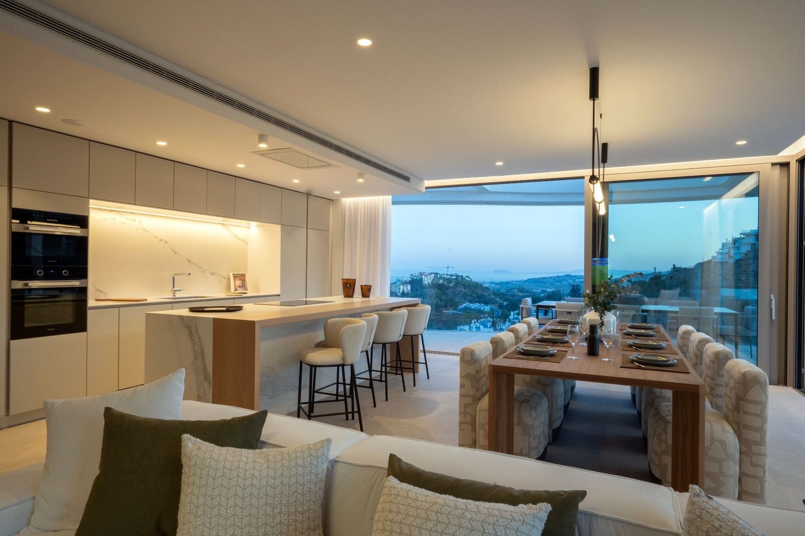 4 soverom Penthouse til salgs i Benahavis med svømmebasseng garasje - € 2 495 000 (Ref: 8691697)