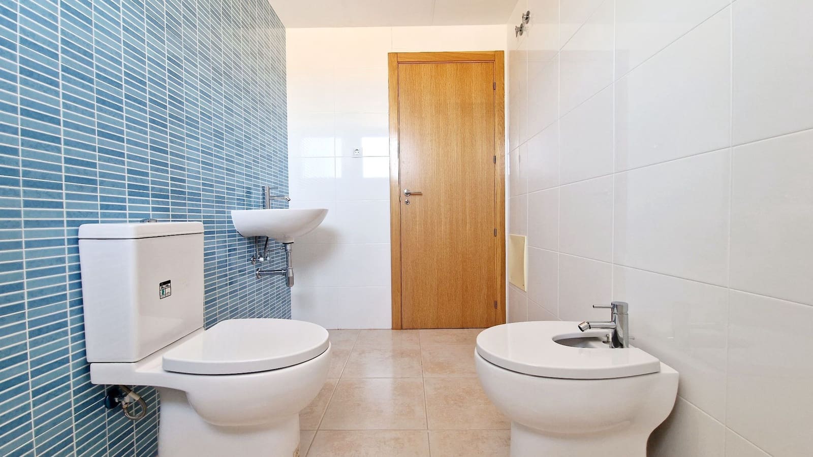 3 soverom Villa til salgs i Purias med garasje - € 254 000 (Ref: 8691700)