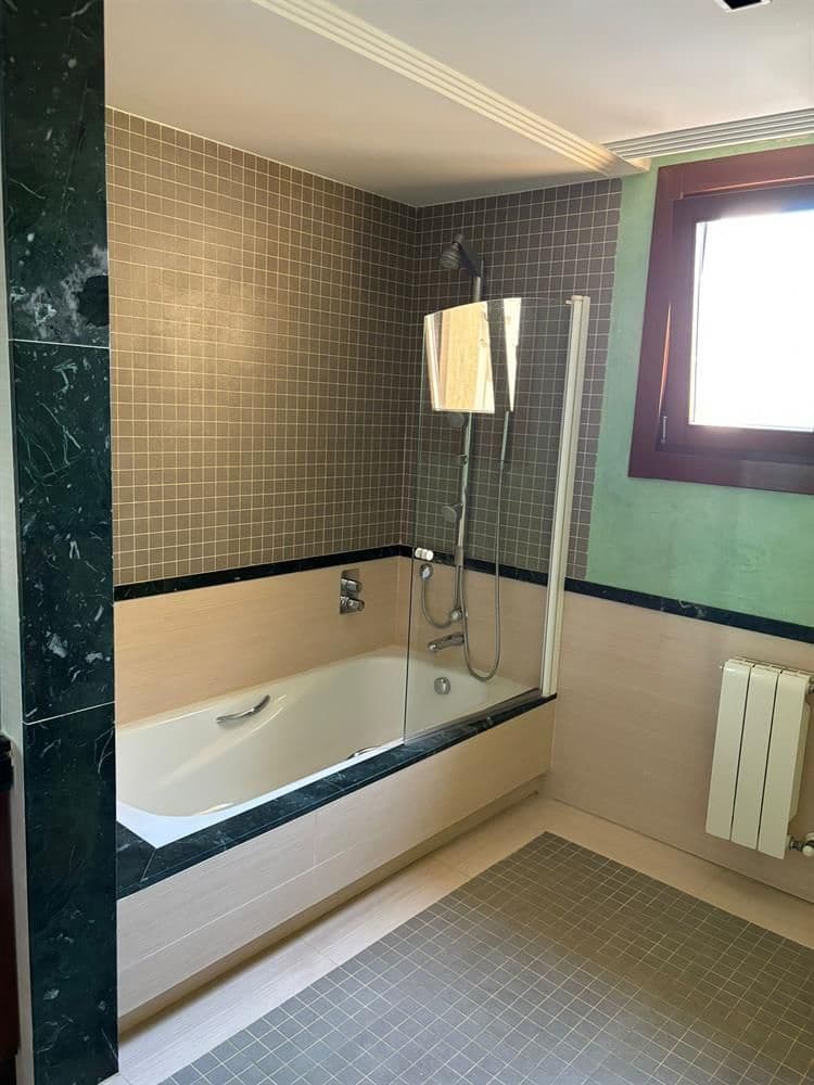 6 soveværelse Villa til salg i Alfaz del Pi / L'Alfas del Pi med swimmingpool garage - € 1.650.000 (Ref: 8735227)