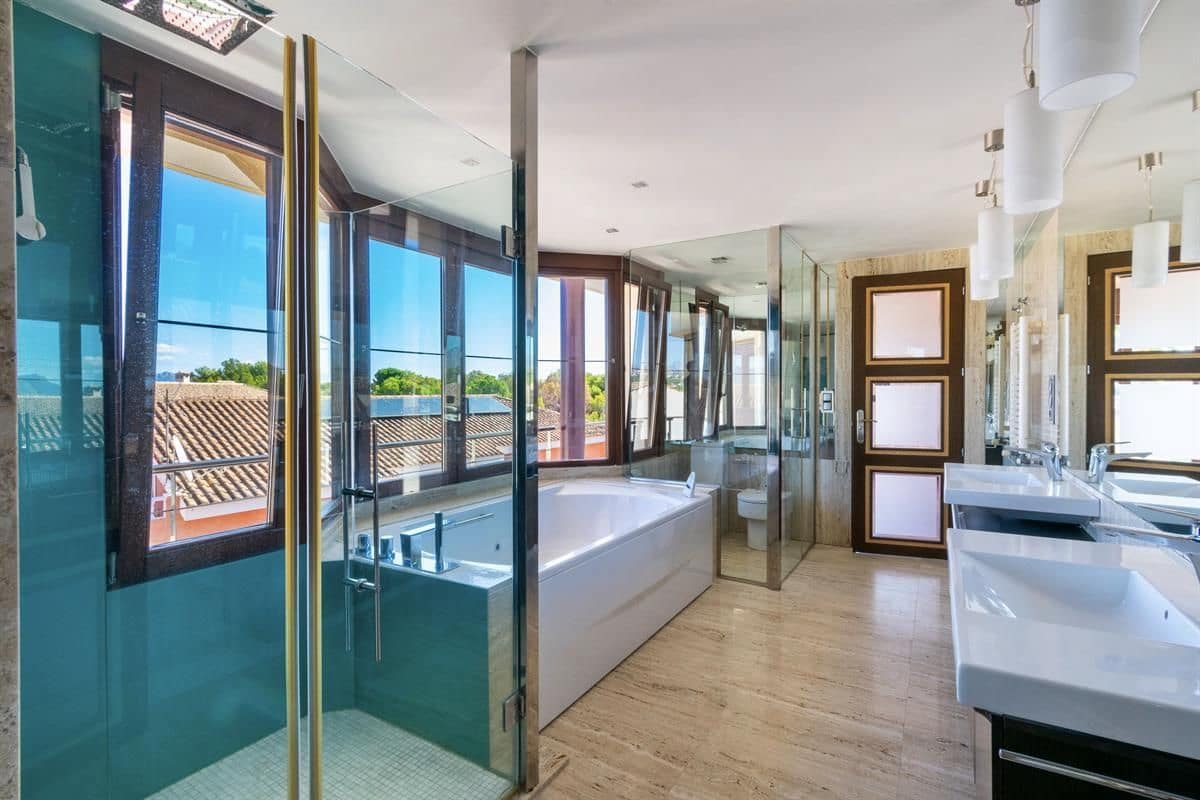 6 soveværelse Villa til salg i Alfaz del Pi / L'Alfas del Pi med swimmingpool garage - € 1.650.000 (Ref: 8735227)