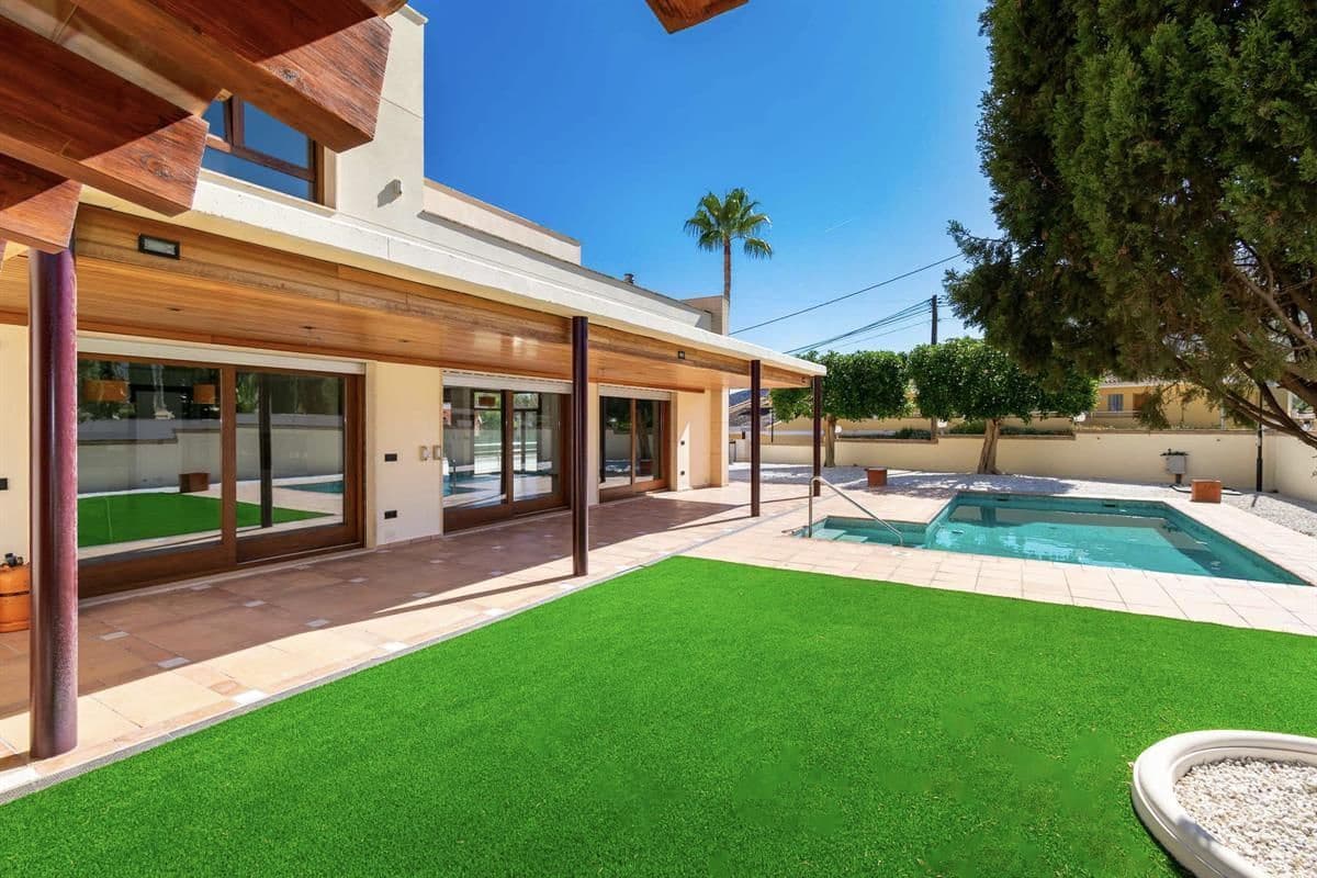 6 soveværelse Villa til salg i Alfaz del Pi / L'Alfas del Pi med swimmingpool garage - € 1.650.000 (Ref: 8735227)