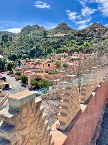 Commercial for sale in Turre with garage - € 550,000 (Ref: 8866887)