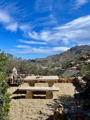 Commercial for sale in Turre with garage - € 550,000 (Ref: 8866887)