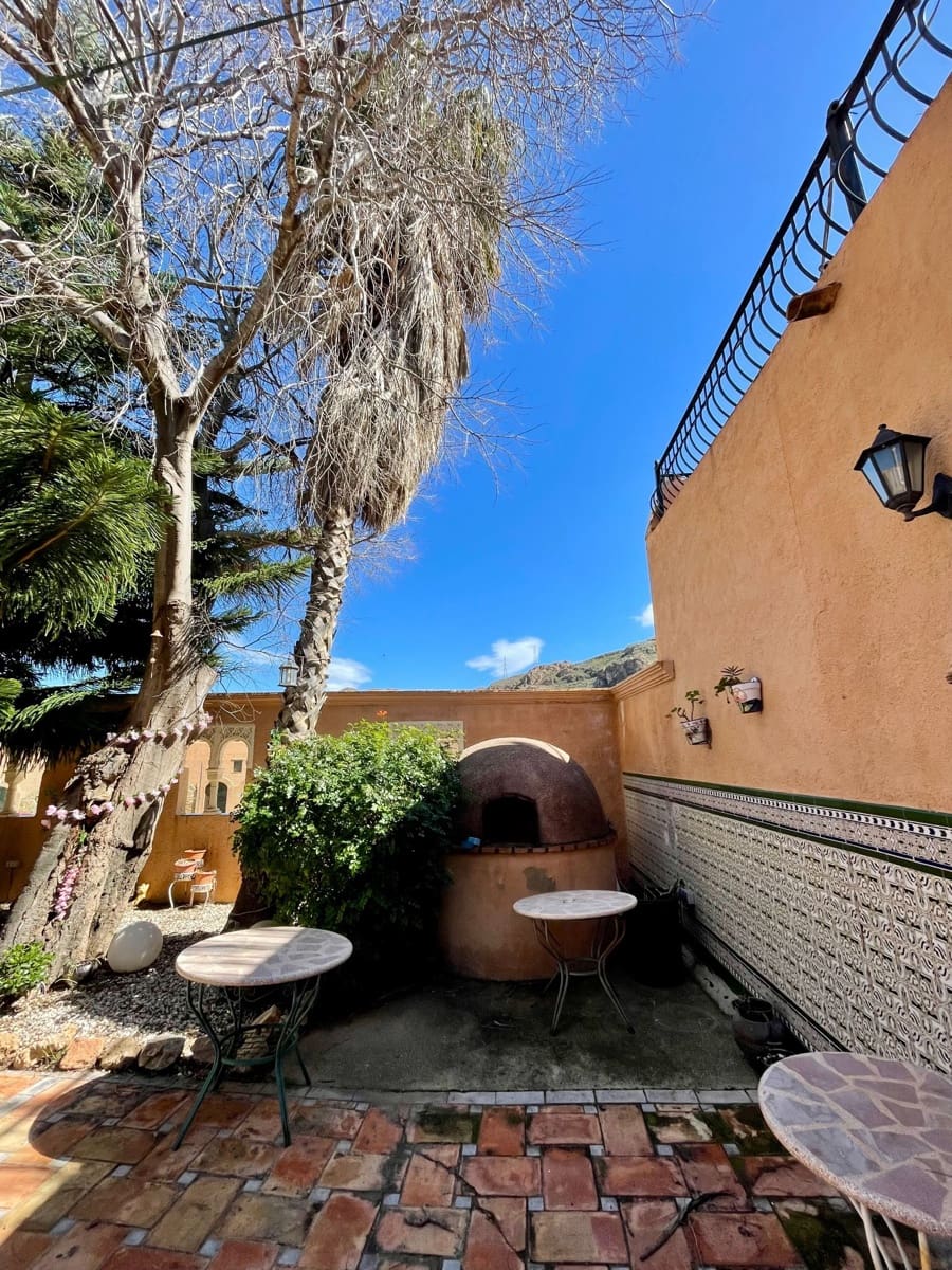 Erhverv til salg i Turre med garage - € 550.000 (Ref: 8866887)