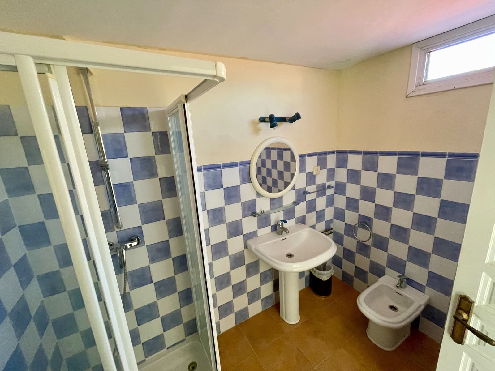 Erhverv til salg i Turre med garage - € 550.000 (Ref: 8866887)