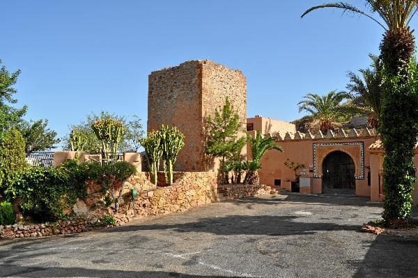 Grunde uden byggetilladelser til salg i Turre - € 7.000.000 (Ref: 8869193)