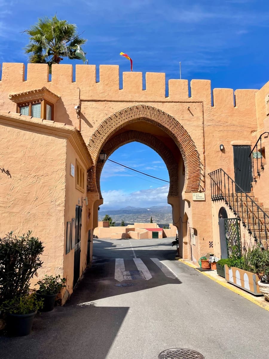 Grunde uden byggetilladelser til salg i Turre - € 7.000.000 (Ref: 8869193)