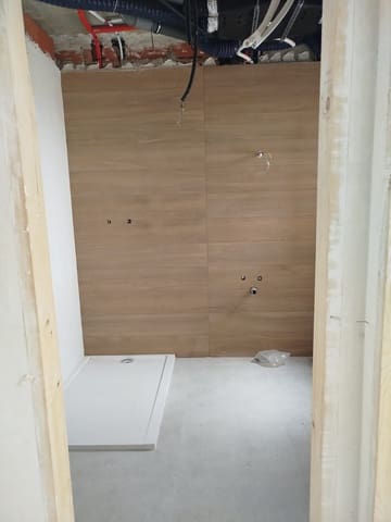 2 soverom Kjedet enebolig til salgs i Cox med svømmebasseng garasje - € 219 000 (Ref: 9004739)