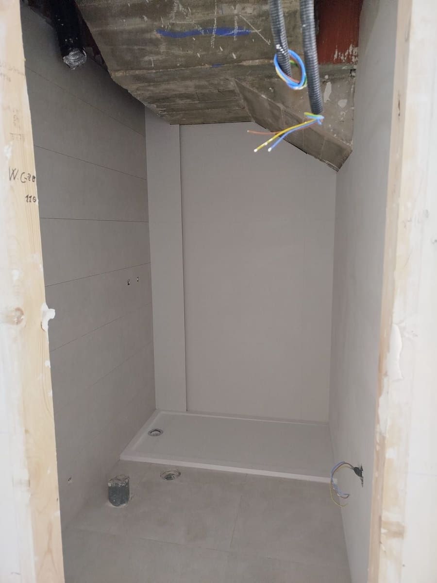 2 soveværelse Semi-Rækkehus til salg i Cox med swimmingpool garage - € 219.000 (Ref: 9004739)