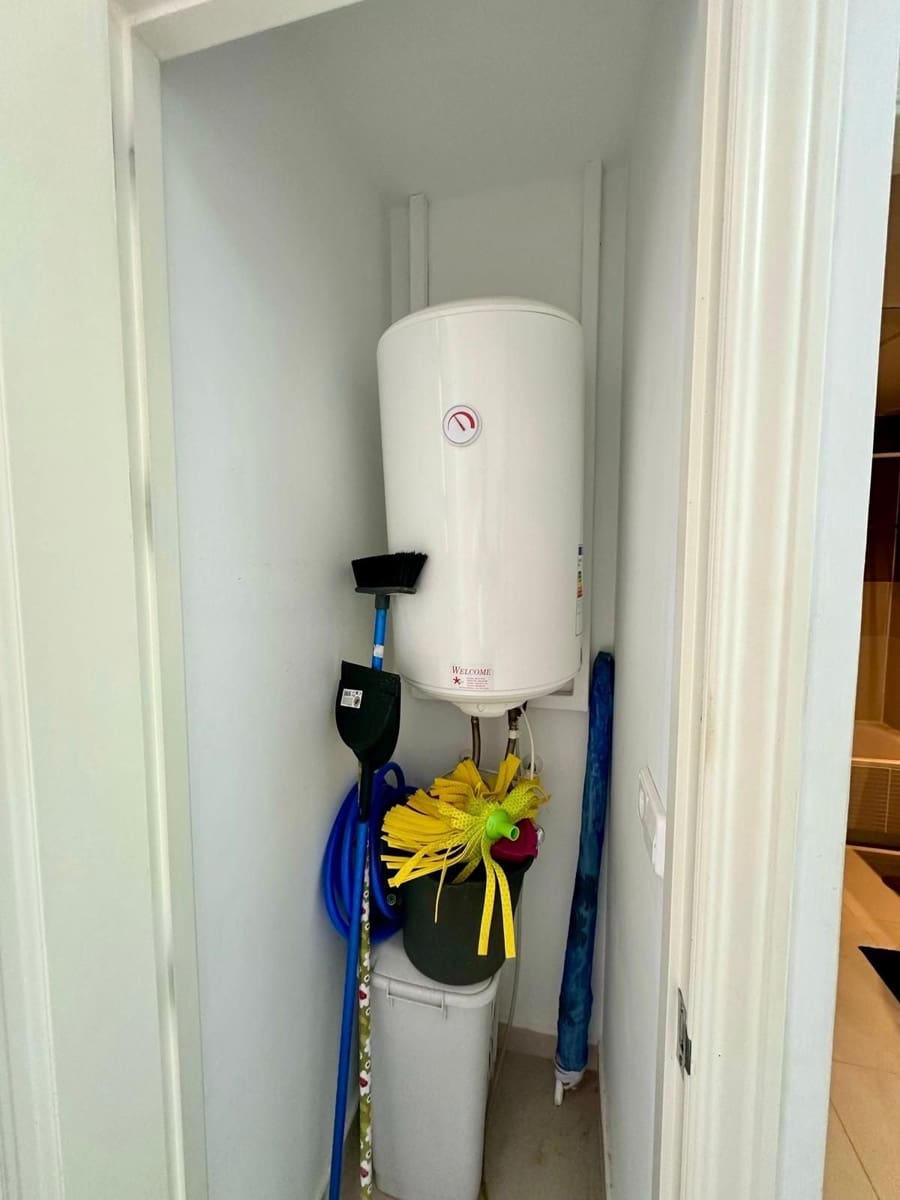 1 soverom Leilighet til salgs i La Marina de la Torre med svømmebasseng garasje - € 145 000 (Ref: 9426883)