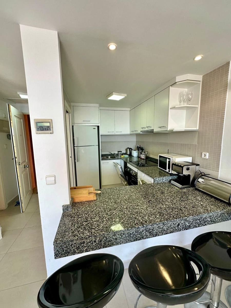 1 soverom Leilighet til salgs i La Marina de la Torre med svømmebasseng garasje - € 145 000 (Ref: 9426883)