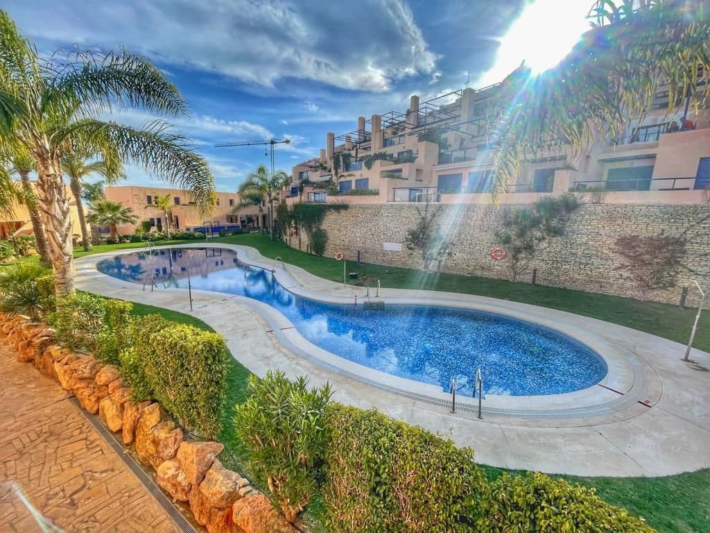 1 soverom Leilighet til salgs i La Marina de la Torre med svømmebasseng garasje - € 145 000 (Ref: 9426883)