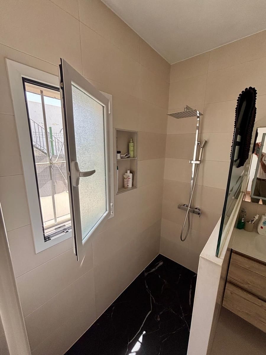 Chalet de 4 habitaciones en Mojácar en venta con garaje - 498.000 € (Ref: 9974659)