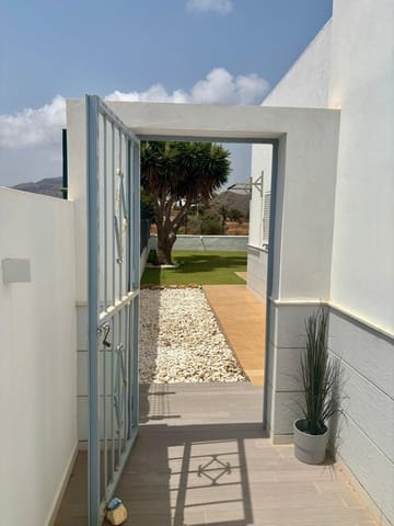 Chalet de 4 habitaciones en Mojácar en venta con garaje - 498.000 € (Ref: 9974659)