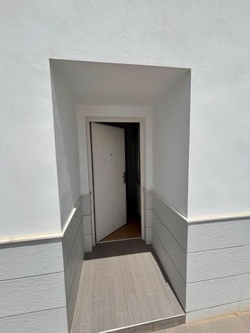 Chalet de 4 habitaciones en Mojácar en venta con garaje - 498.000 € (Ref: 9974659)