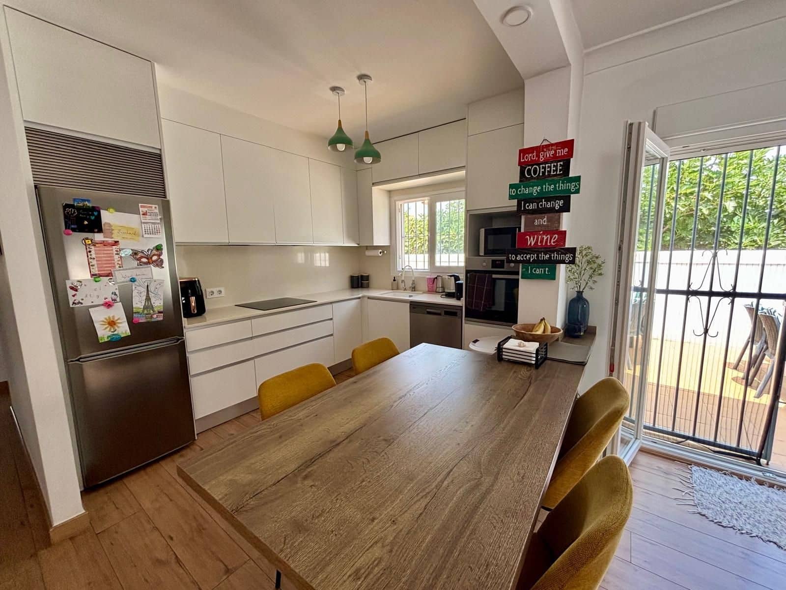Chalet de 4 habitaciones en Mojácar en venta con garaje - 498.000 € (Ref: 9974659)