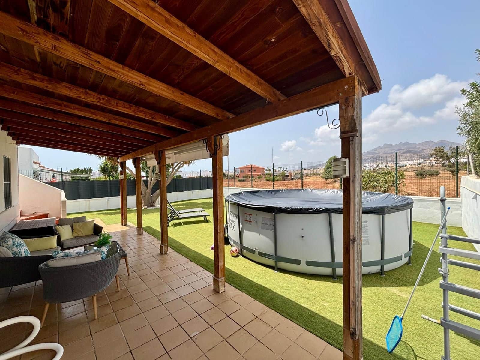 Chalet de 4 habitaciones en Mojácar en venta con garaje - 498.000 € (Ref: 9974659)