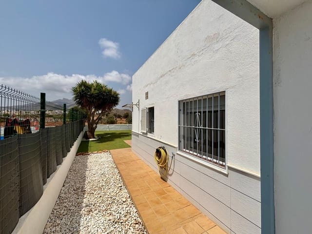 Chalet de 4 habitaciones en Mojácar en venta con garaje - 498.000 € (Ref: 9974659)