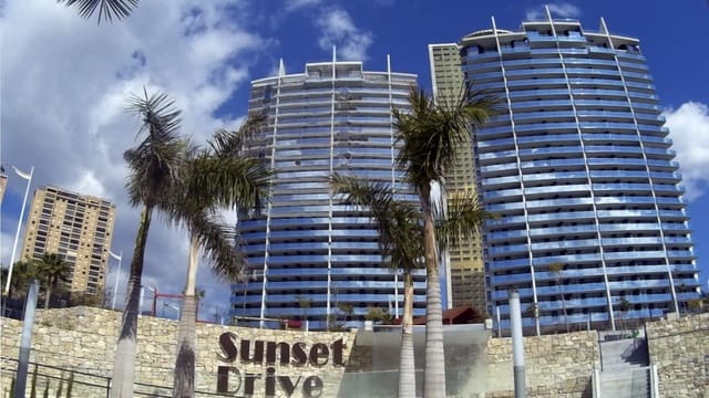 3 makuuhuone Huoneisto vuokrattavana paikassa Playa Poniente, Benidorm mukana uima-altaan 
autotalli - 2 700 € (Ref: 10034965)