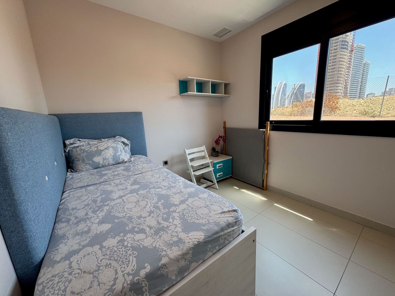 3 makuuhuone Huoneisto vuokrattavana paikassa Benidorm mukana uima-altaan 
autotalli - 2 700 € (Ref: 10034965)