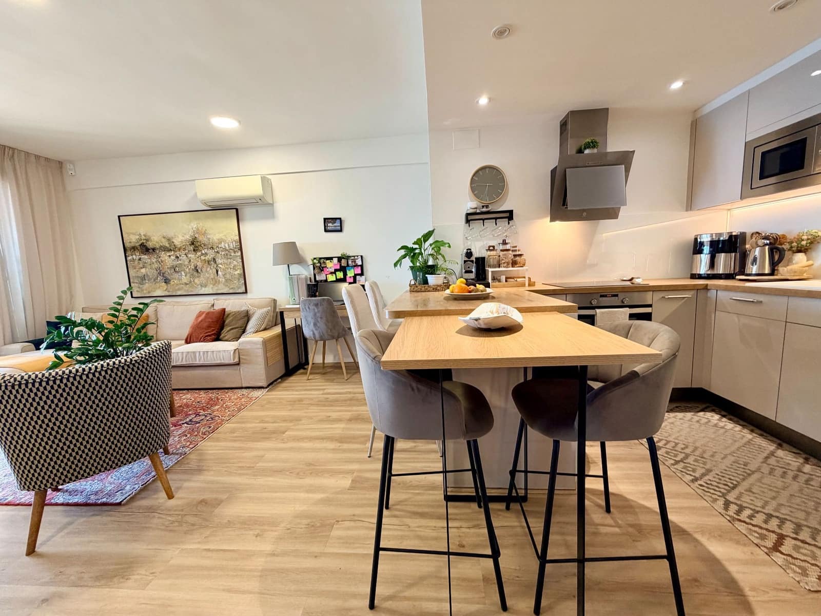 2 slaapkamer Appartement te koop in Benidorm met zwembad garage - € 475.000 (Ref: 10101590)