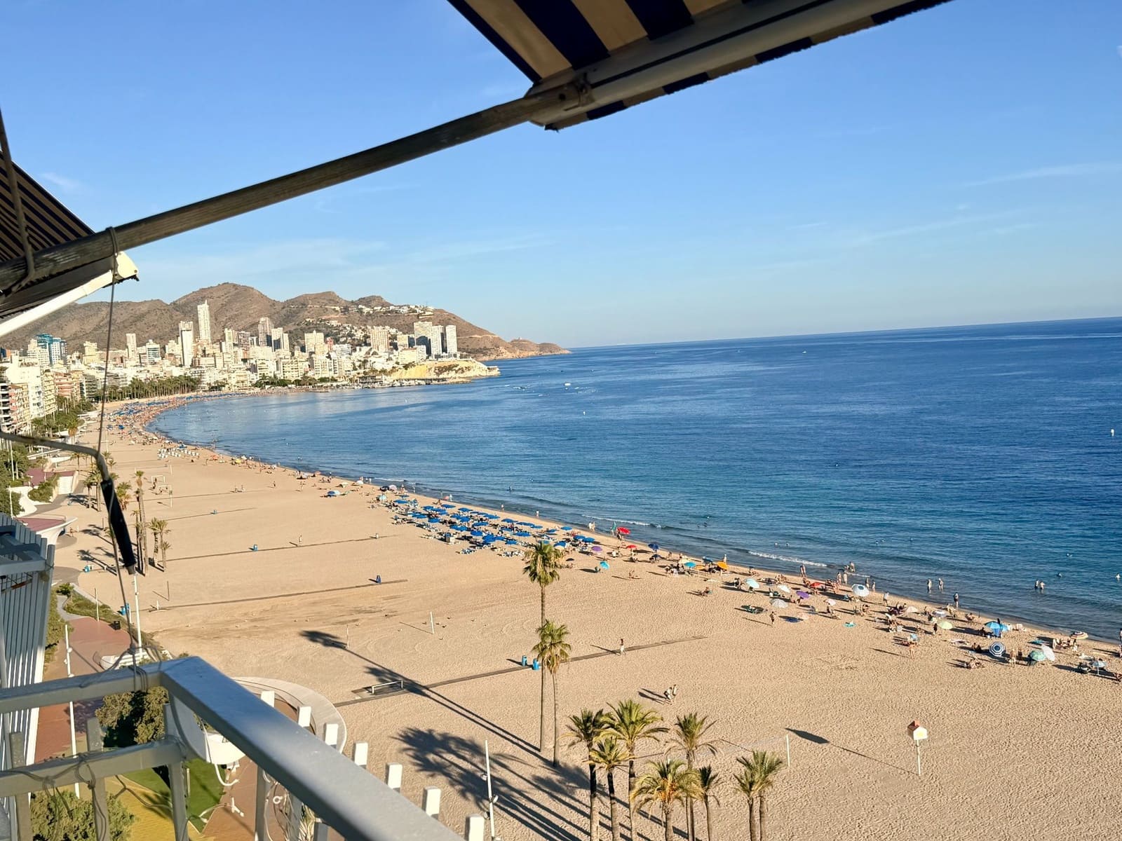 2 slaapkamer Appartement te koop in Benidorm met zwembad garage - € 475.000 (Ref: 10101590)