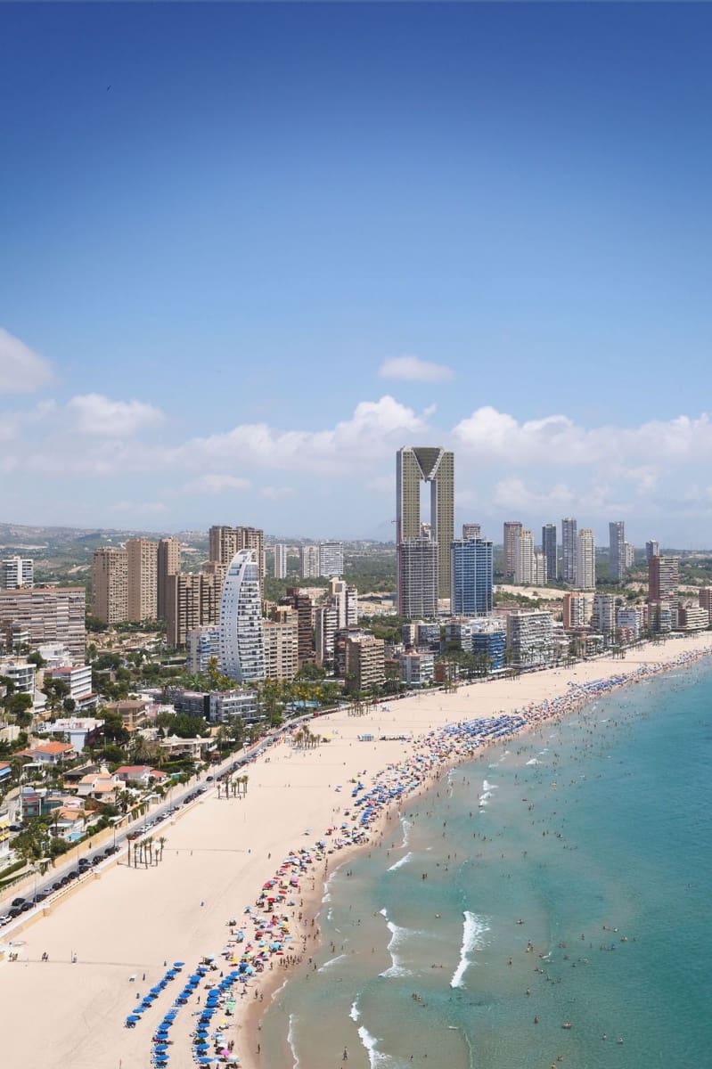 3 soveværelse Lejlighed til salg i Benidorm med swimmingpool garage - € 2.300.000 (Ref: 10157397)