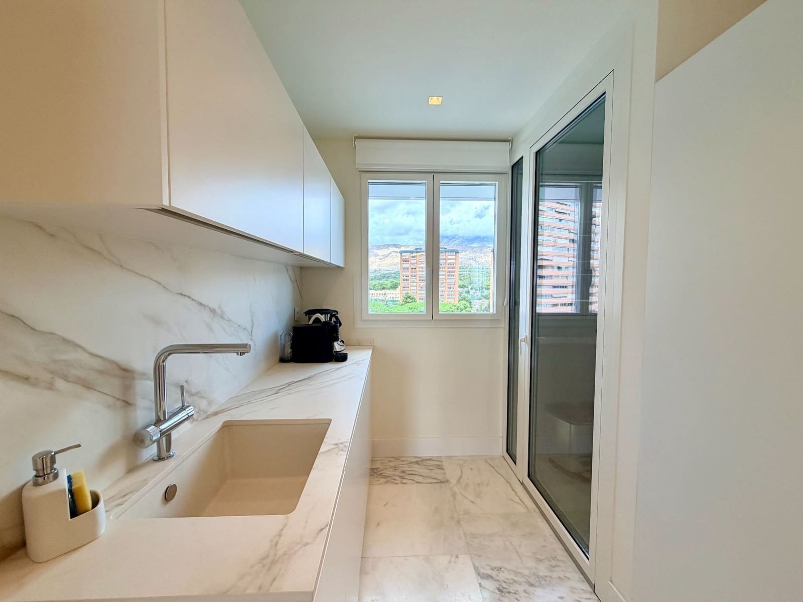 3 sovrum Lägenhet till salu i Benidorm med pool garage - 2 300 000 € (Ref: 10173320)