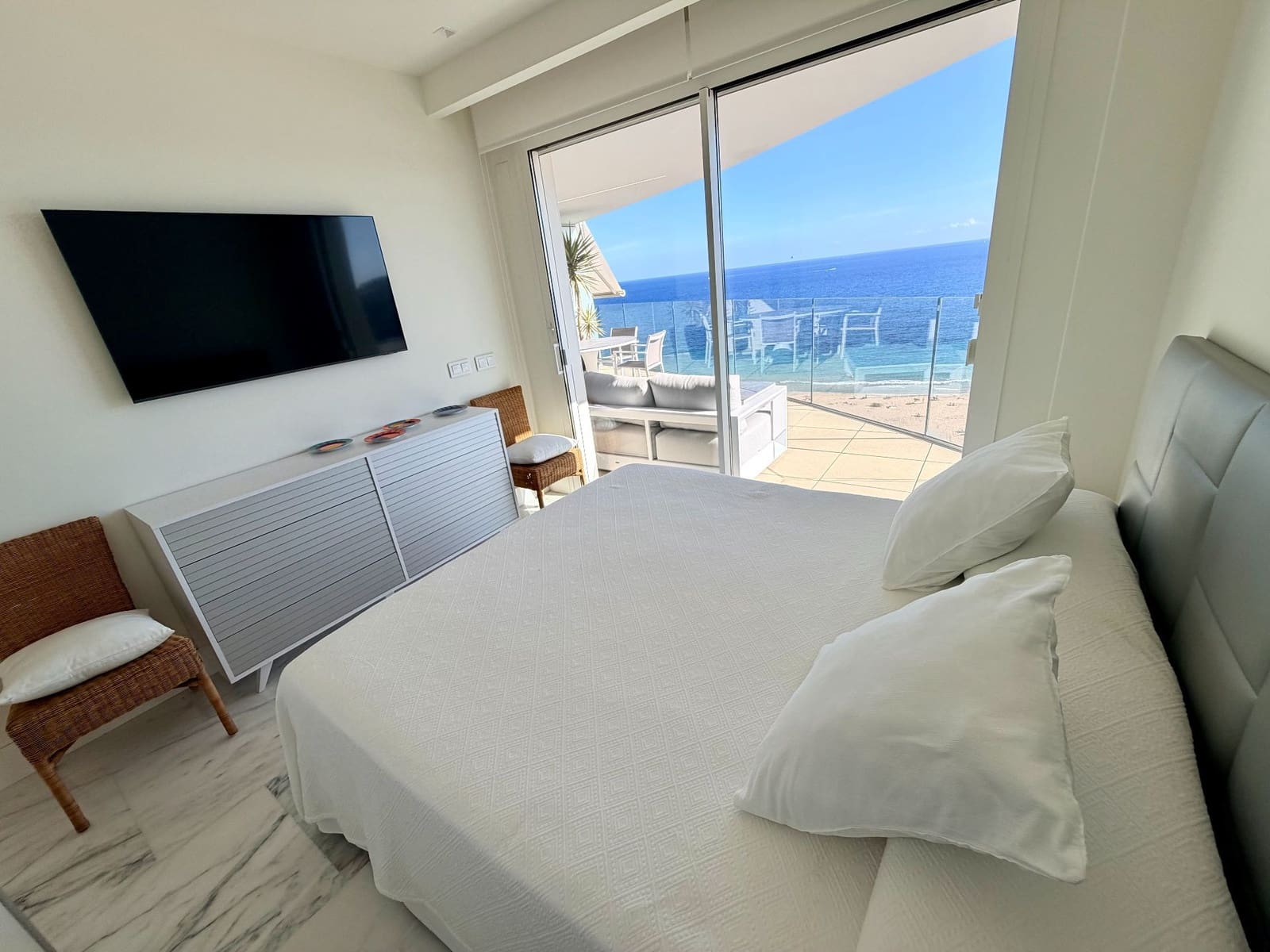 3 sovrum Lägenhet till salu i Benidorm med pool garage - 2 300 000 € (Ref: 10173320)
