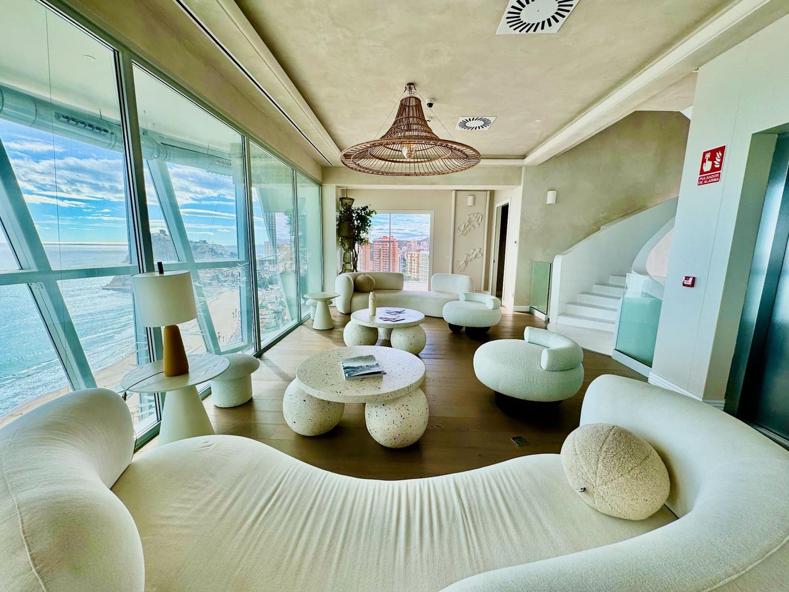 3 sovrum Lägenhet till salu i Benidorm med pool garage - 2 300 000 € (Ref: 10173320)