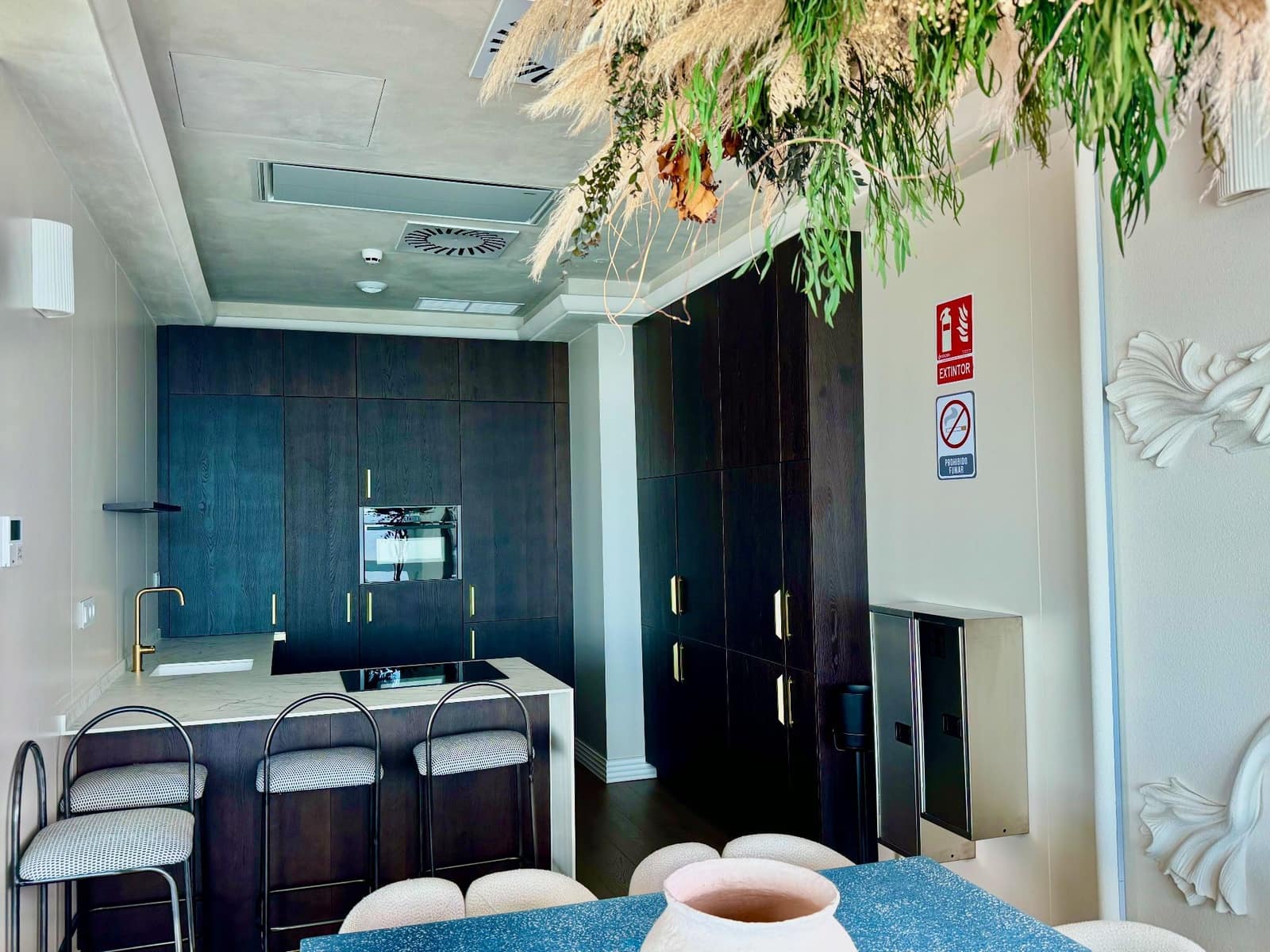 4 chambre Appartement à vendre à Benidorm avec piscine garage - 4 300 000 € (Ref: 10176855)