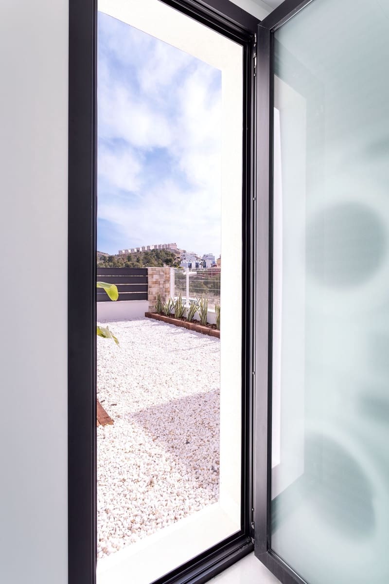 3 bedroom Villa for sale in Finestrat with pool - € 695,000 (Ref: 5484963)