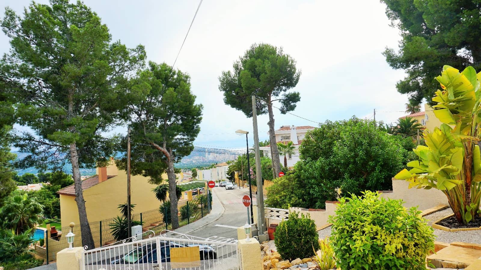 Chalet de 3 habitaciones en La Nucia en venta con garaje - 575.000 € (Ref: 5484967)