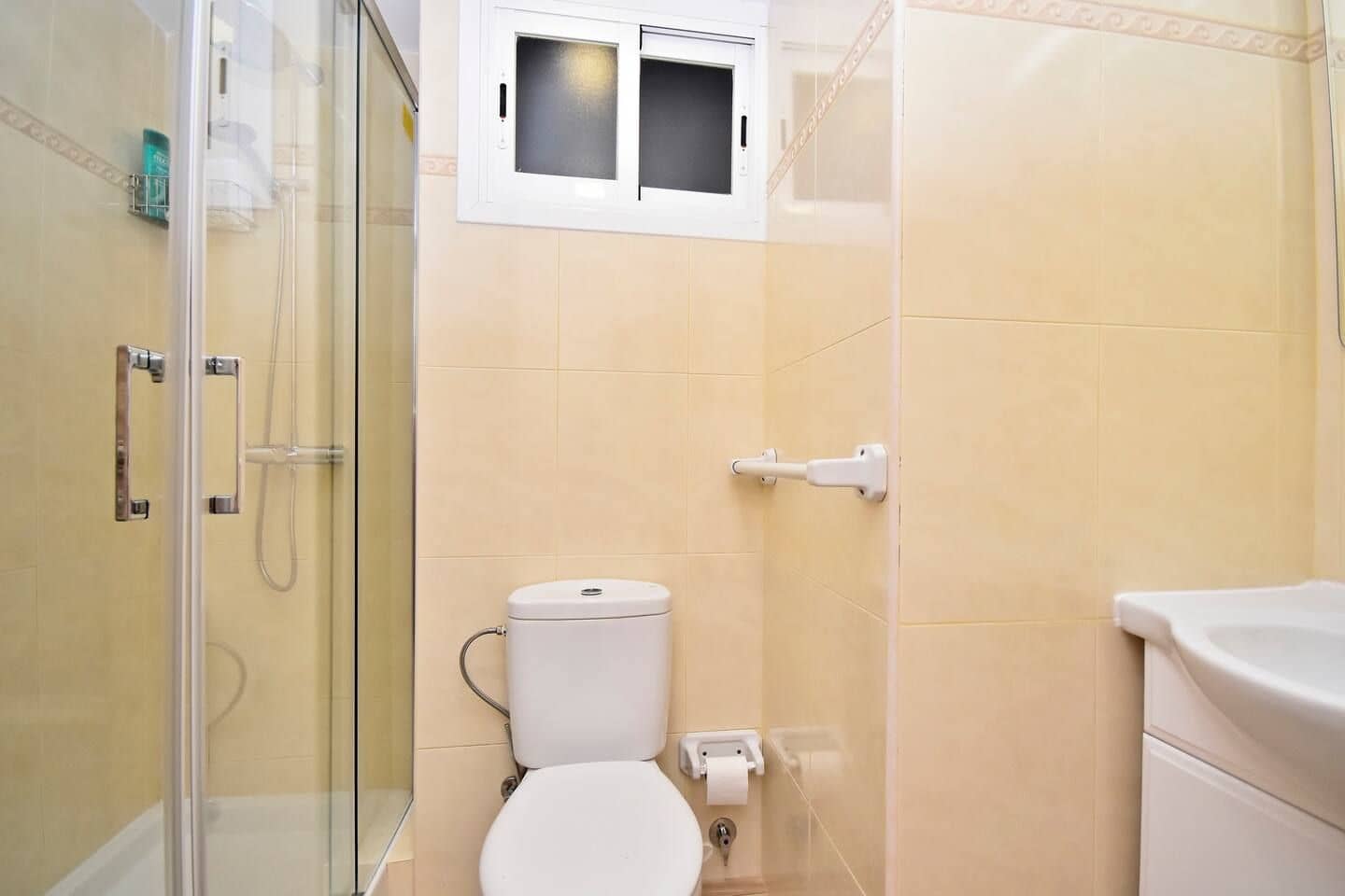 4 bedroom Apartment for sale in Benidorm with garage - € 590,000 (Ref: 5493092)