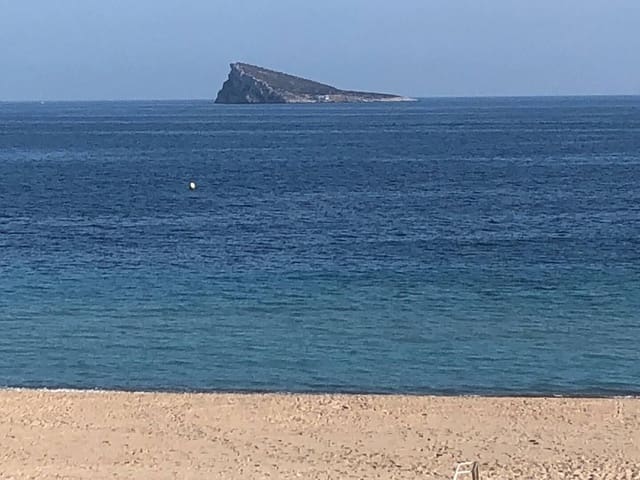 4 bedroom Apartment for sale in Benidorm with garage - € 590,000 (Ref: 5493092)