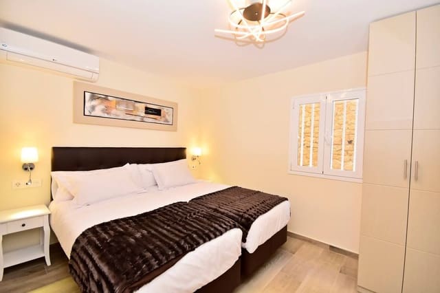 4 makuuhuone Huoneisto myytävänä paikassa Benidorm mukana 
autotalli - 750 000 € (Ref: 5493093)