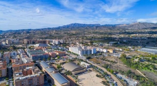Building Plot for sale in La Villajoyosa / Vila Joiosa - € 340,000 (Ref: 5827163)