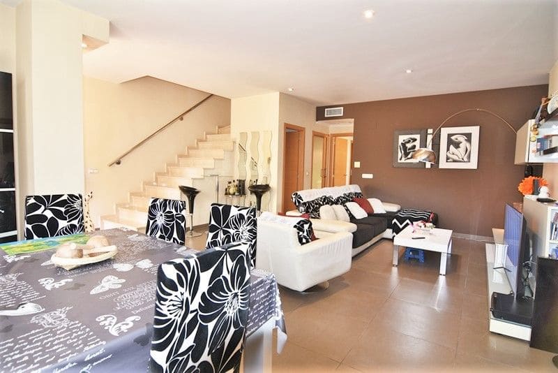 3 soverom Villa til salgs i Benidorm med garasje - € 420 000 (Ref: 5842310)