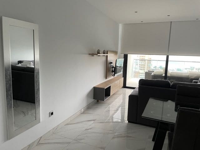 2 makuuhuone Huoneisto vuokrattavana paikassa Benidorm mukana uima-altaan 
autotalli - 1 800 € (Ref: 6208968)