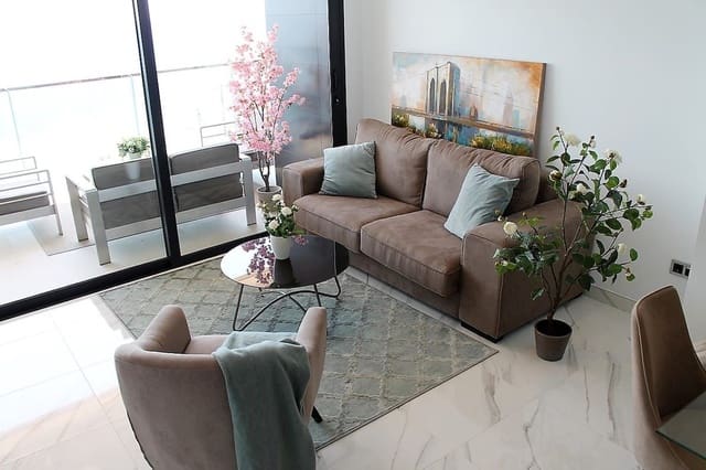 2 makuuhuone Huoneisto vuokrattavana paikassa Benidorm mukana uima-altaan 
autotalli - 2 500 € (Ref: 6208969)