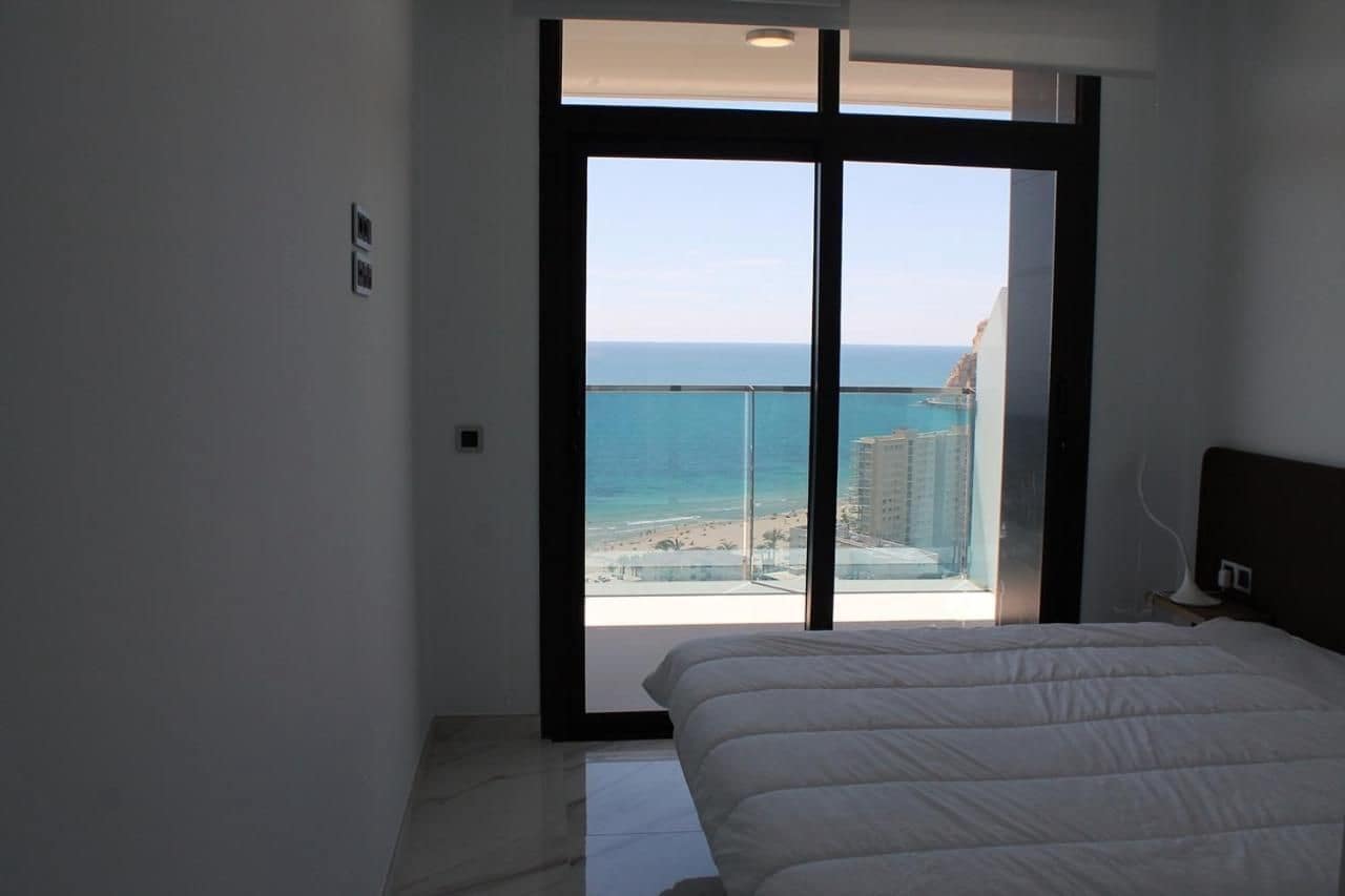 2 soveværelse Lejlighed til leje i Benidorm med swimmingpool garage - € 2.000 (Ref: 7064305)