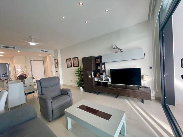 2 bedroom Apartment for rent in Benidorm with pool garage - € 1,900 (Ref: 7167734)