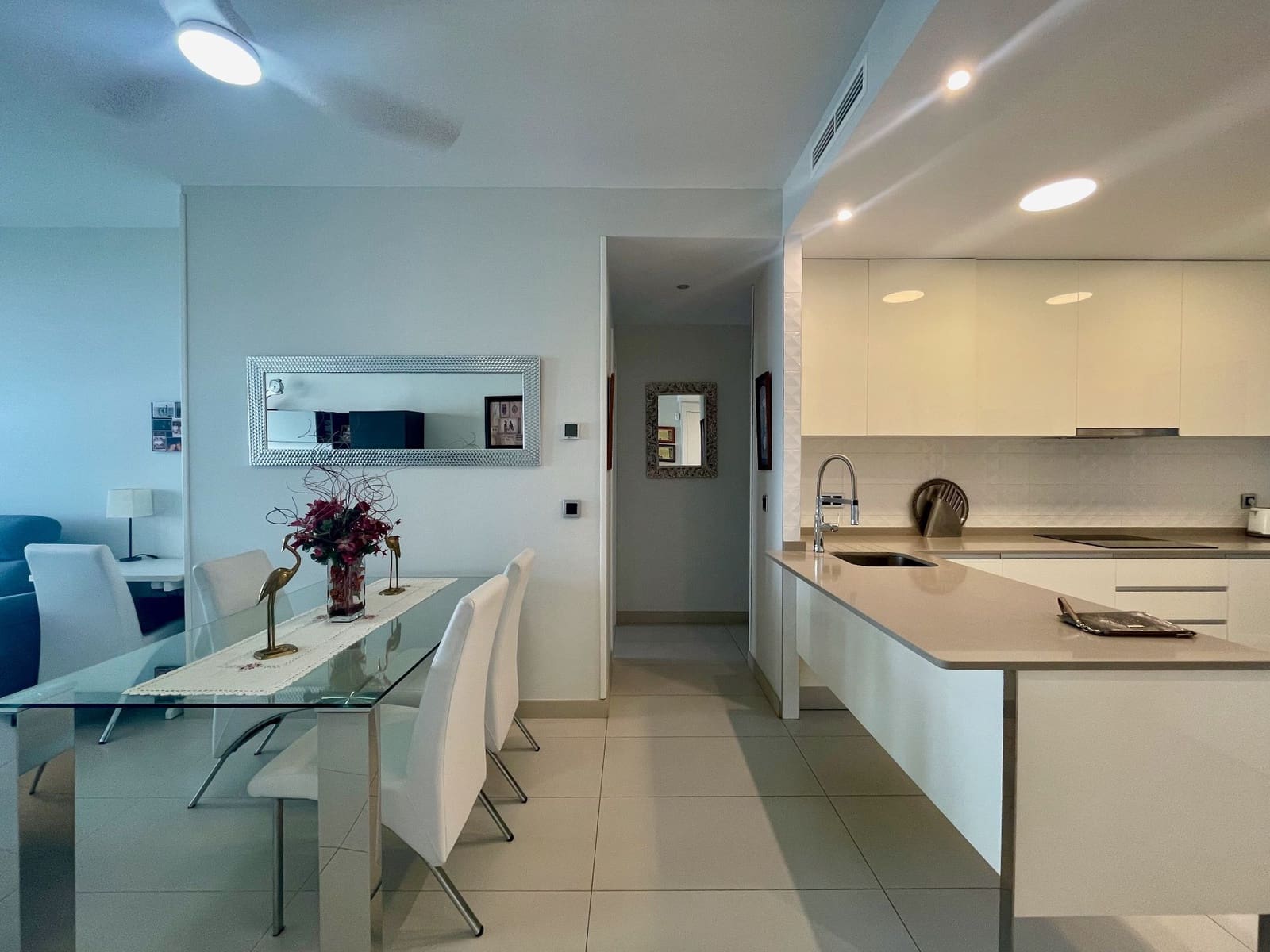 2 soveværelse Lejlighed til leje i Benidorm med swimmingpool garage - € 1.900 (Ref: 7167734)