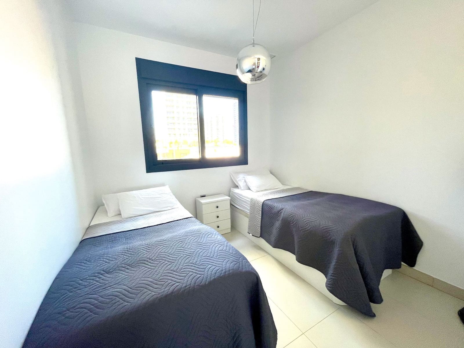 2 Zimmer Apartment zu vermieten in Benidorm mit Pool Garage - 2.000 € (Ref: 7346775)