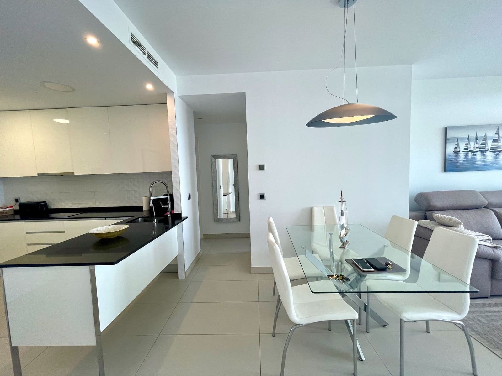 2 Zimmer Apartment zu vermieten in Benidorm mit Pool Garage - 2.000 € (Ref: 7346775)