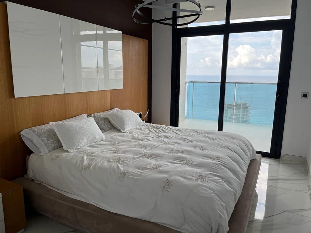 4 bedroom Apartment for sale in Benidorm with pool garage - € 1,200,000 (Ref: 7622546)