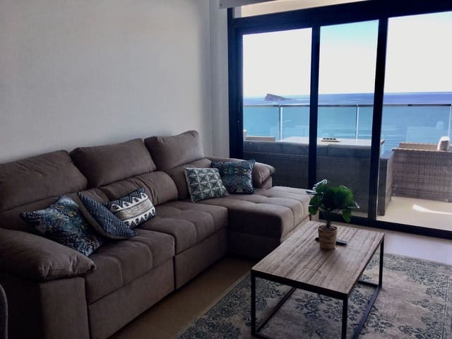 Appartement de 3 chambres à louer à Playa Poniente, Benidorm avec piscine garage - 2 500 € (Ref: 7934431)