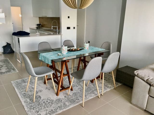 Appartement de 3 chambres à louer à Playa Poniente, Benidorm avec piscine garage - 2 500 € (Ref: 7934431)